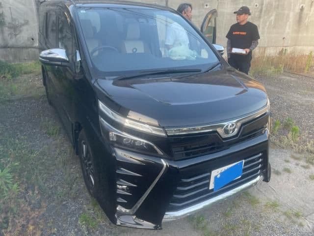 Car thumbnail 2