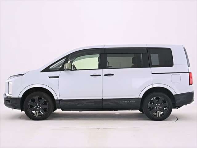 Car thumbnail 3