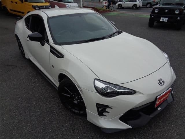 Car thumbnail 2