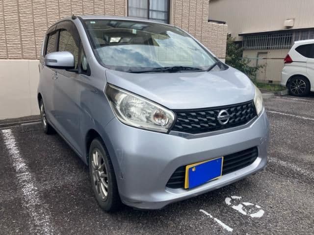 NISSAN