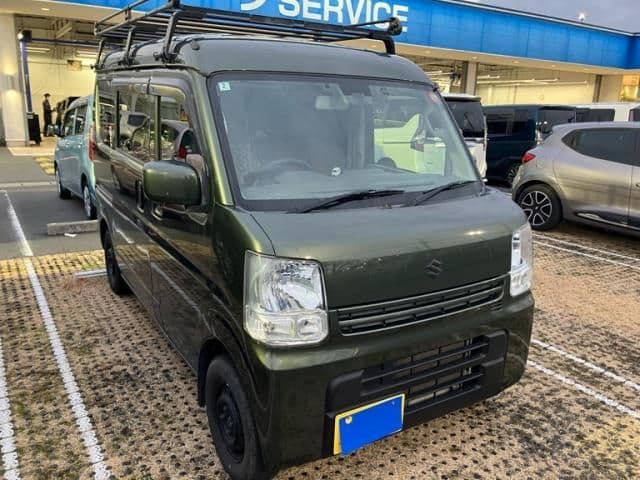 SUZUKI