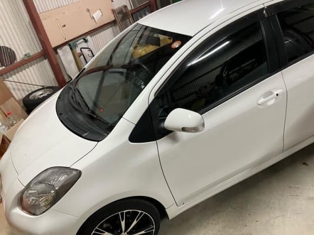 Car thumbnail 2
