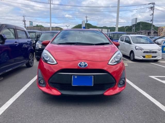 Car image 1