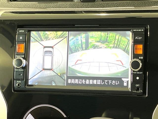 Car thumbnail 4
