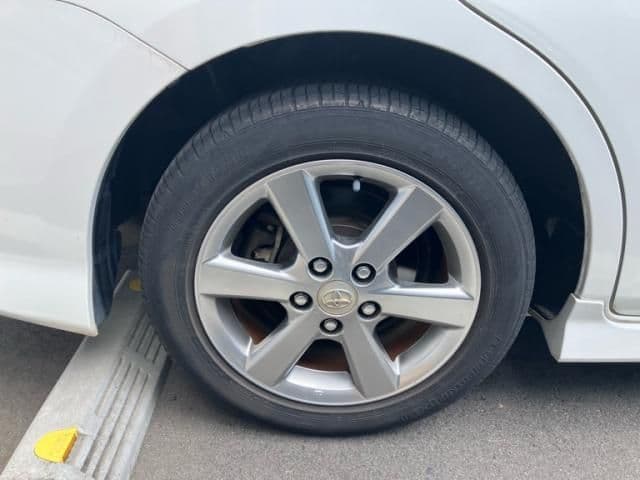 Car thumbnail 4