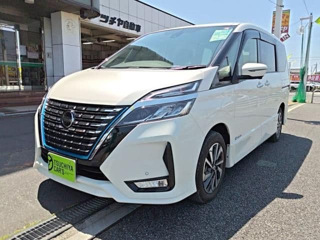 NISSAN