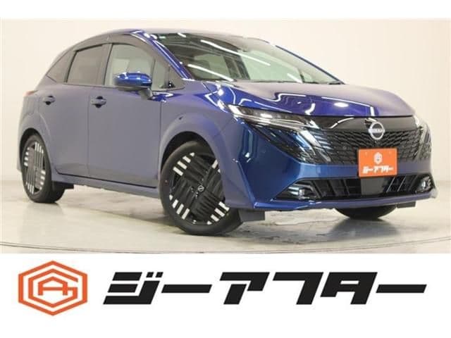 NISSAN