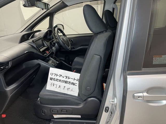 Car thumbnail 10