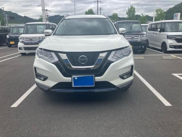 NISSAN