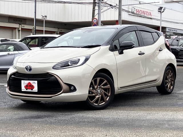 Car image 1