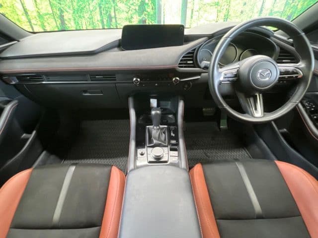 Car thumbnail 2