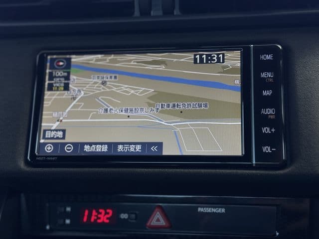 Car thumbnail 3
