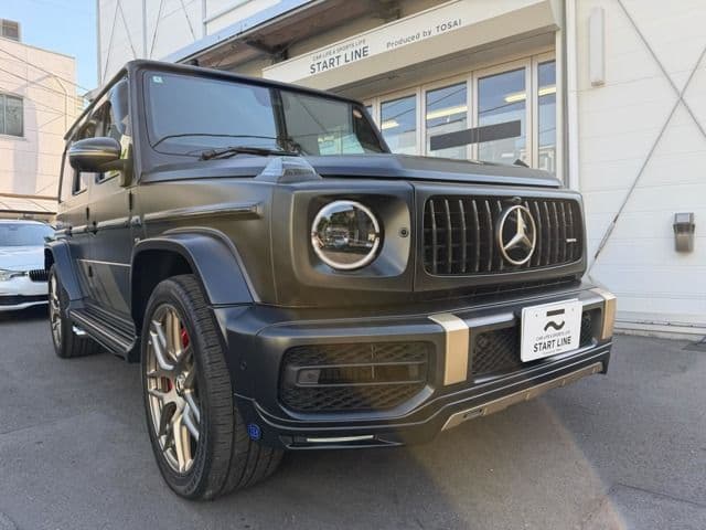 MERCEDES BENZ