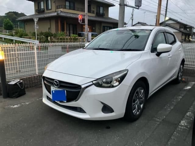 Car image 1