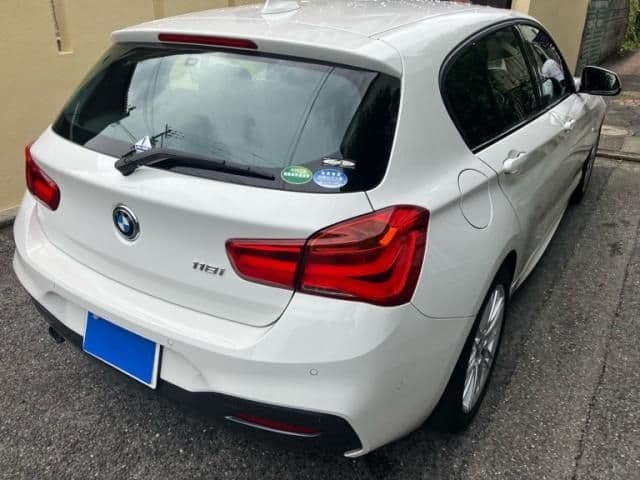 Car thumbnail 3