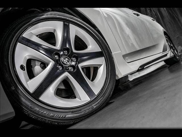 Car thumbnail 4