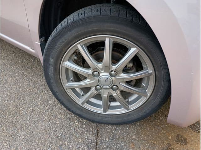 Car thumbnail 4