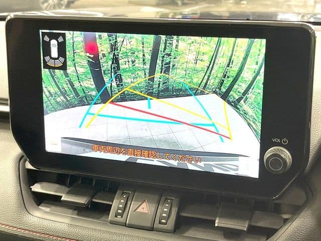 Car thumbnail 4