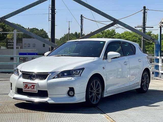 Car image 1