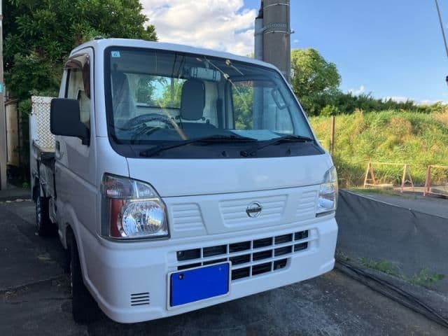 NISSAN
