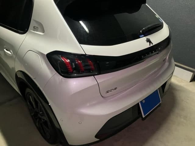 Car thumbnail 4