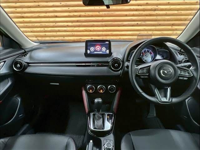 Car thumbnail 3