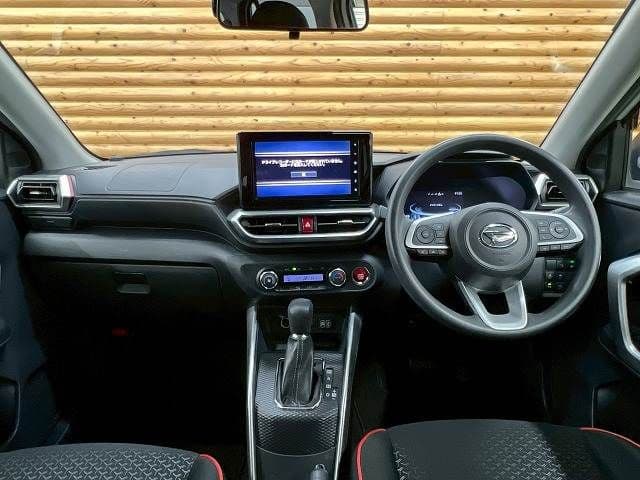 Car thumbnail 3
