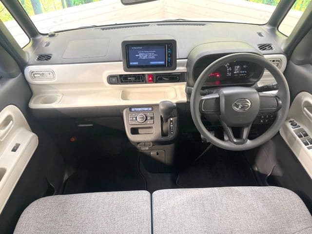 Car thumbnail 2