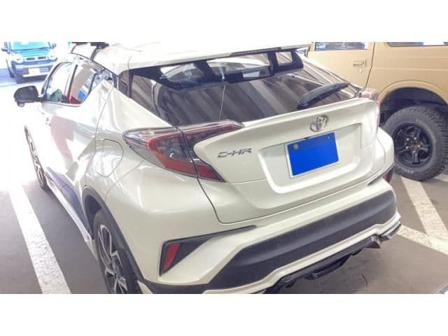 Car thumbnail 2