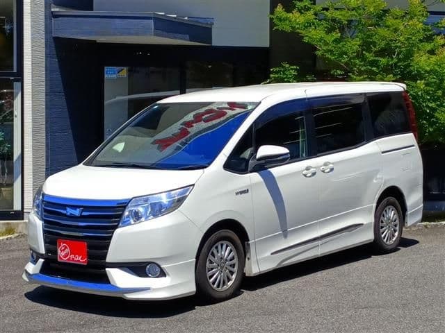 Car image 1