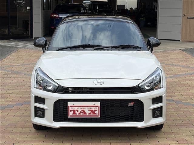 Car thumbnail 3