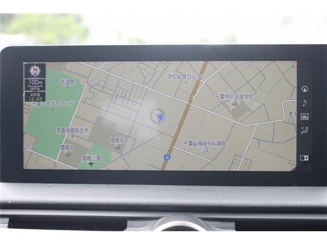 Car thumbnail 2