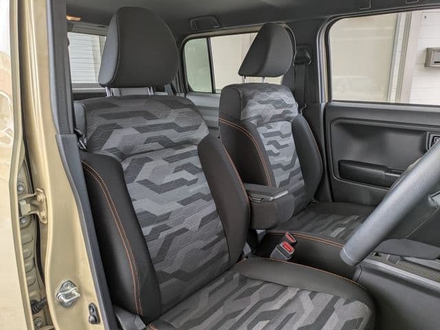 Car thumbnail 4