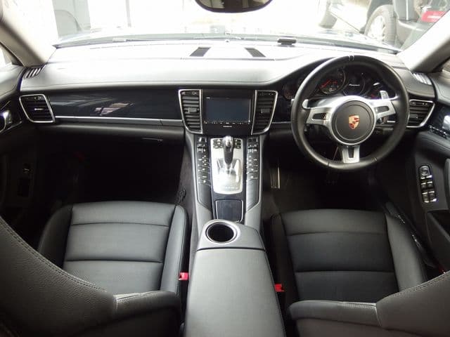 Car thumbnail 2