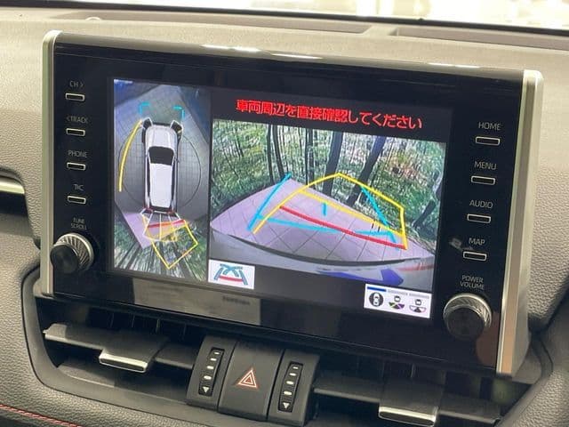 Car thumbnail 4