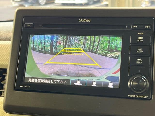 Car thumbnail 4
