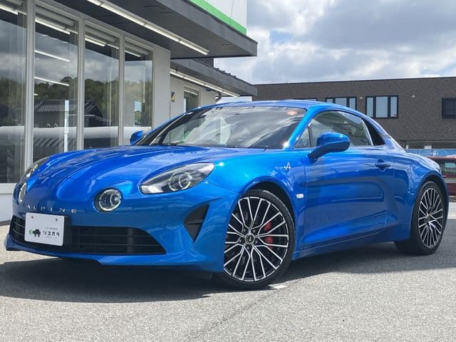 RENAULT