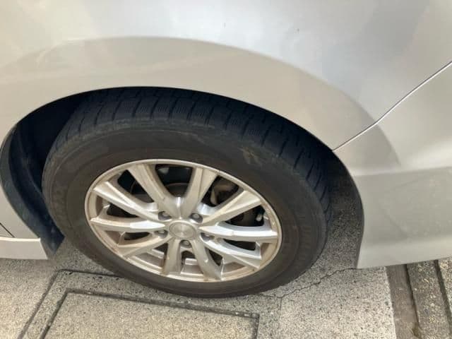Car thumbnail 3