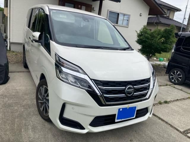 NISSAN
