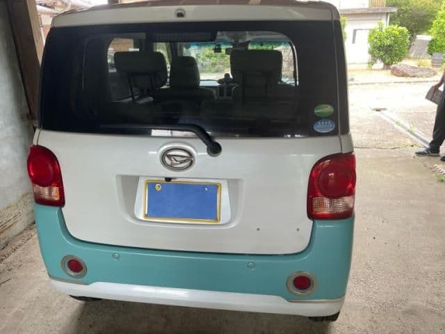 Car thumbnail 4