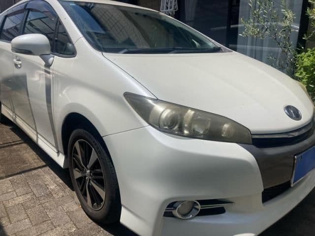 Car thumbnail 3