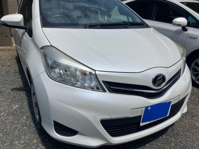 Car thumbnail 3