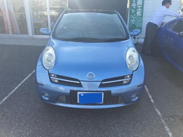 NISSAN