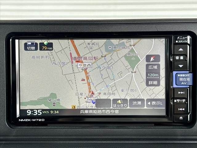 Car thumbnail 3