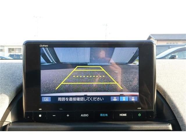 Car thumbnail 4