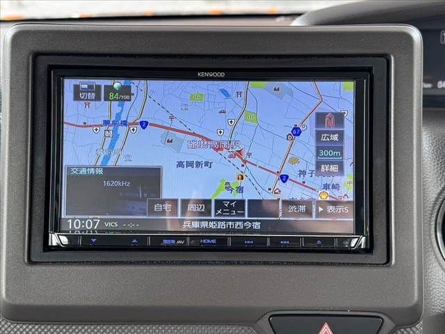 Car thumbnail 3