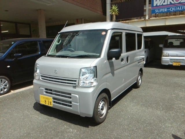 SUZUKI