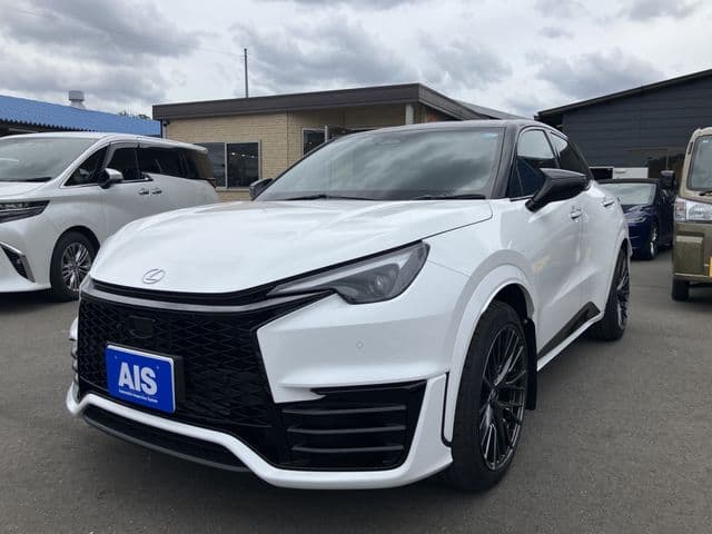 Car image 1