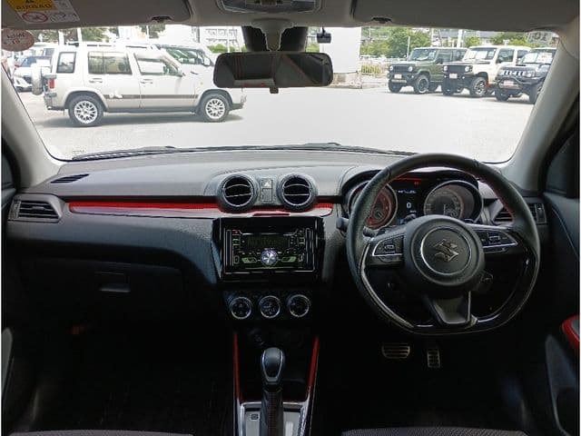 Car thumbnail 3