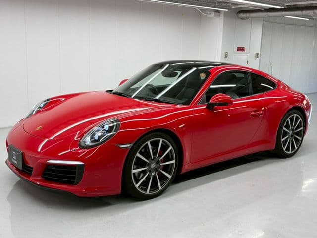 PORSCHE
